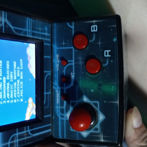 Mini Arcade Game - Picture 3 of 4